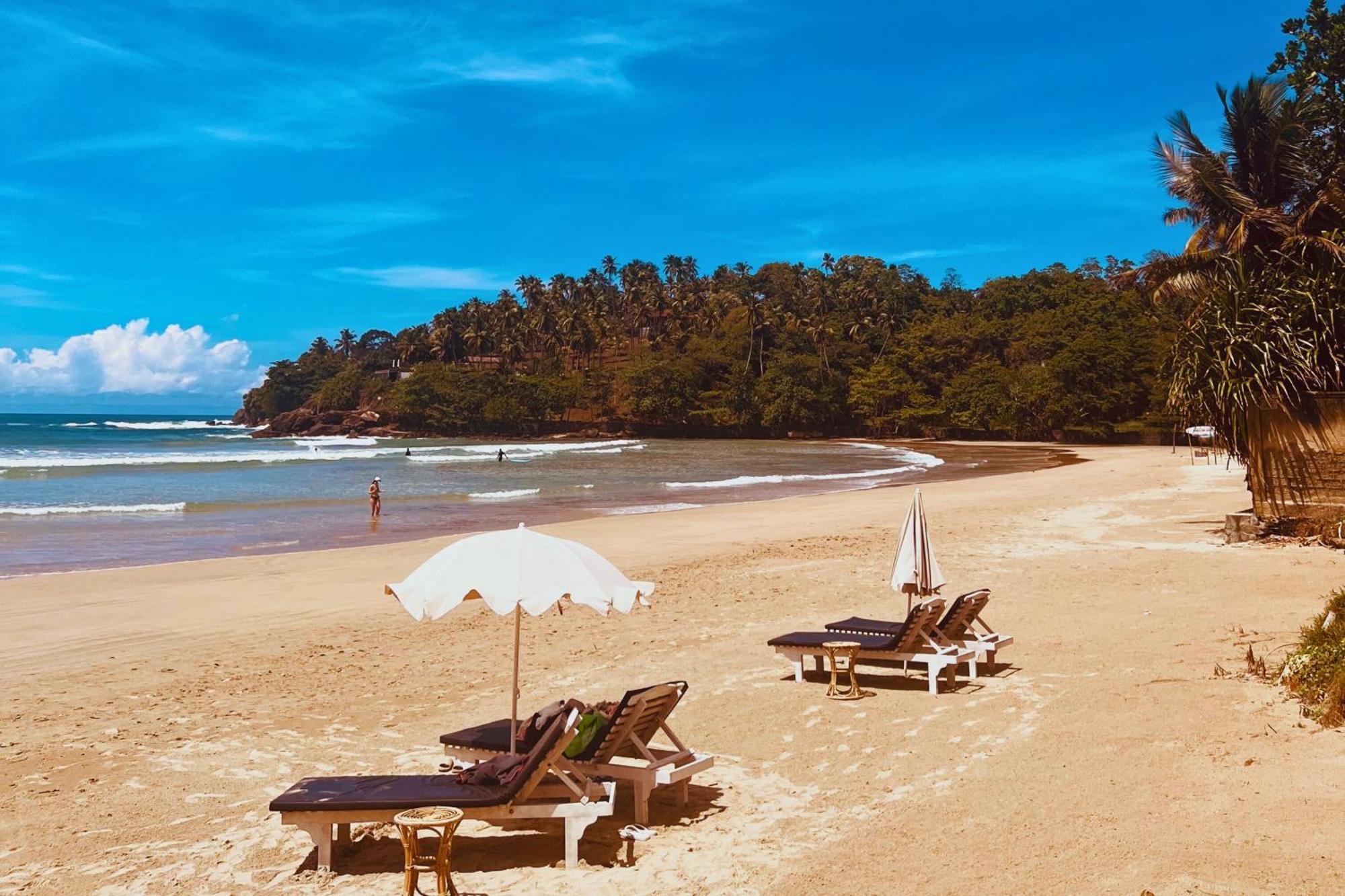 Calma - Surf, Yoga & Coffee On A Private Beach ดิคเวลลา ภายนอก รูปภาพ
