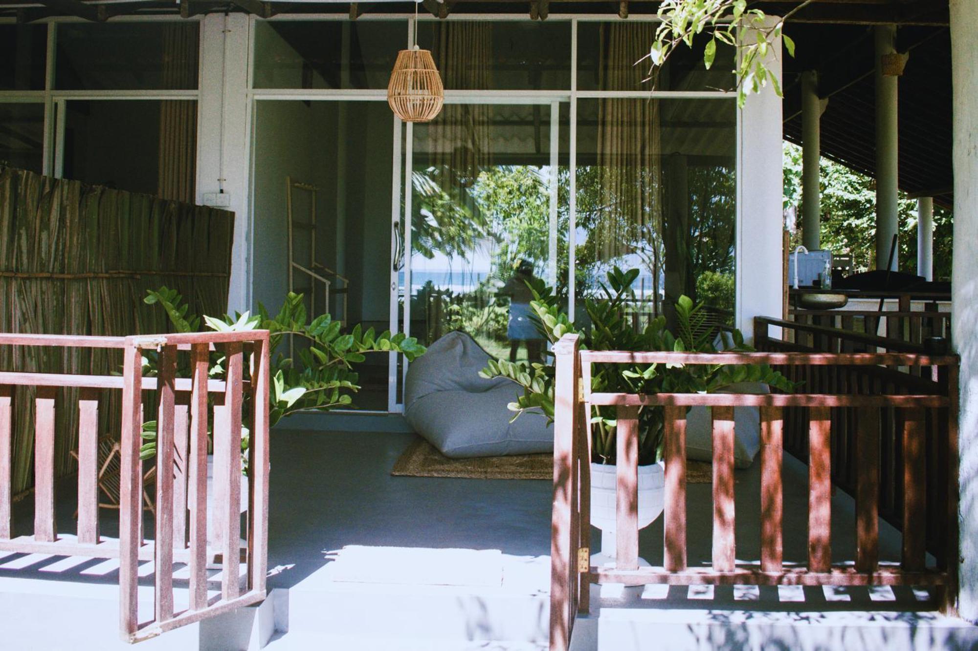 Calma - Surf, Yoga & Coffee On A Private Beach ดิคเวลลา ภายนอก รูปภาพ