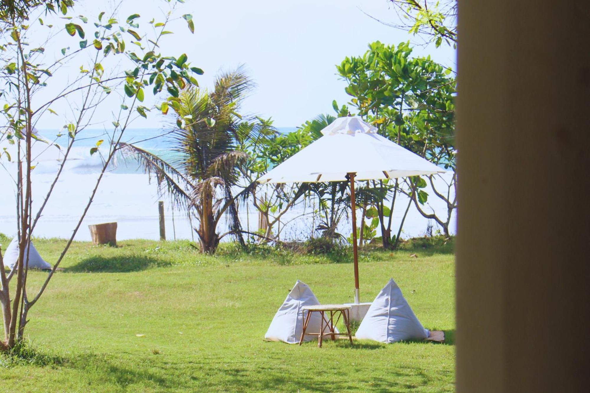 Calma - Surf, Yoga & Coffee On A Private Beach ดิคเวลลา ภายนอก รูปภาพ