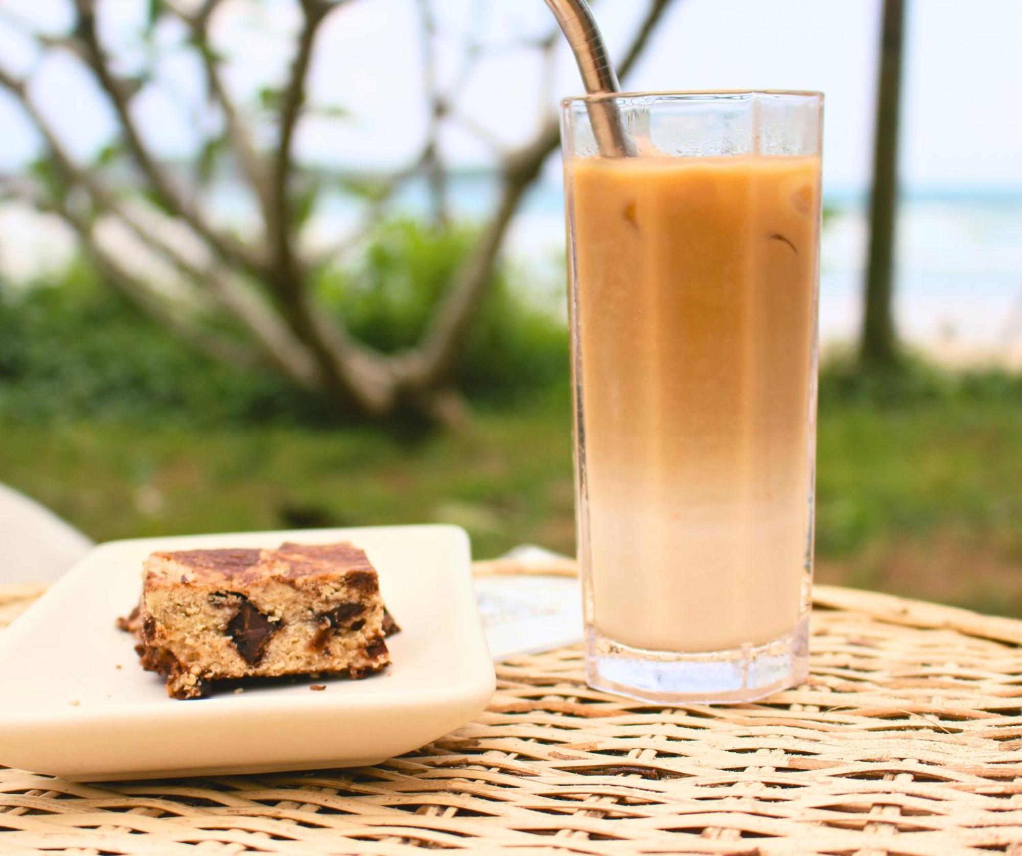 Calma - Surf, Yoga & Coffee On A Private Beach ดิคเวลลา ภายนอก รูปภาพ